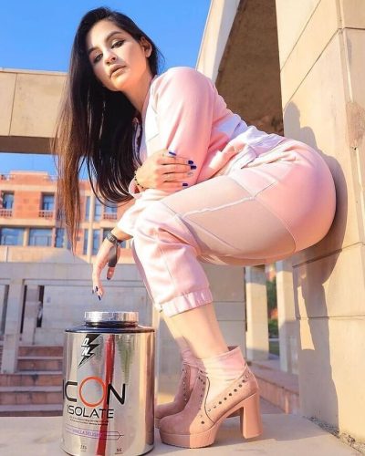 Call Girls in Karachi