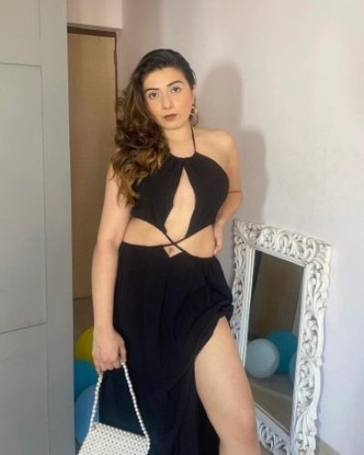 Call Girls in Karachi